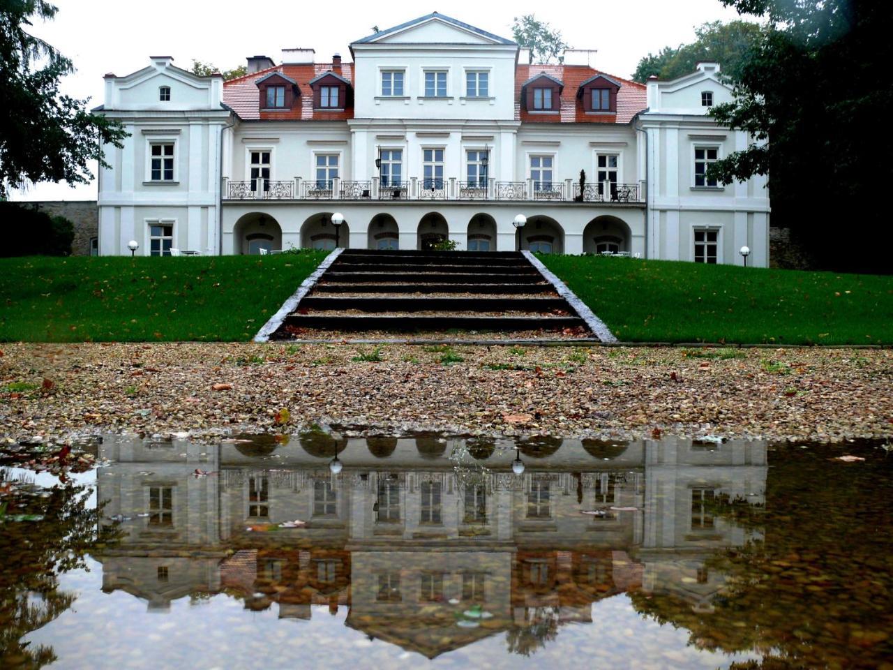 Hotel Dwór Zbożenna Przysucha Exterior foto